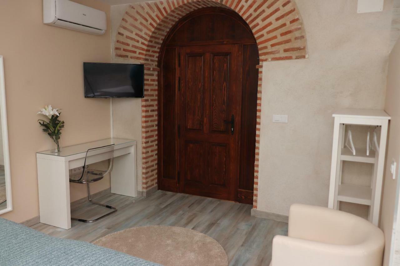 Apartamentos Turisticos Desiree Arévalo Exterior foto